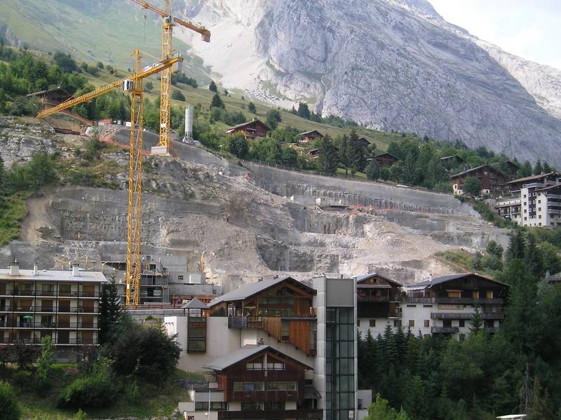 terrassement et paroi clouée pour construction résidence de montagne