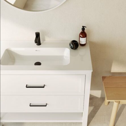 meuble salle de bain bois blanc laqué 1 mètre avec plan vasque céramique blanc brillant. Poignée en noir laqué.